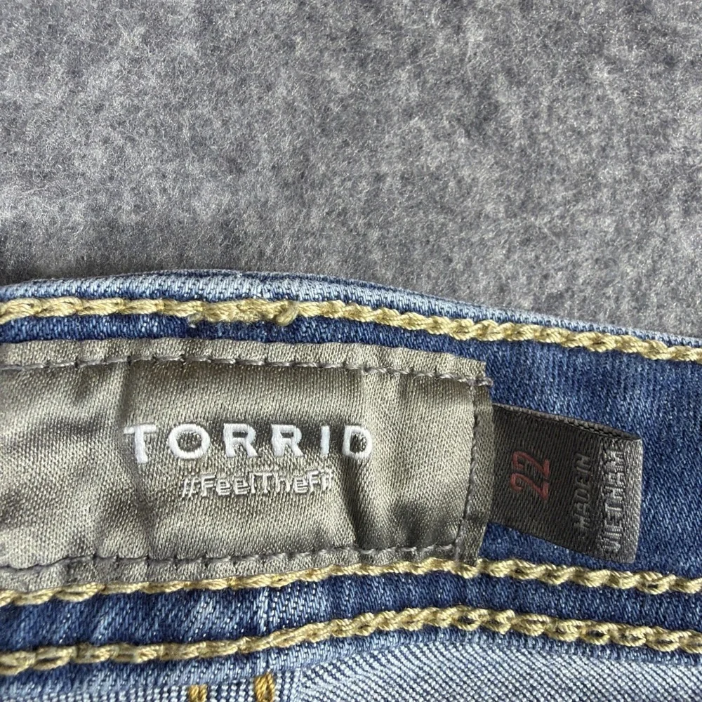 Torrid‎ Shorts Womens Size 22 Blue Jean High Rise Stretch